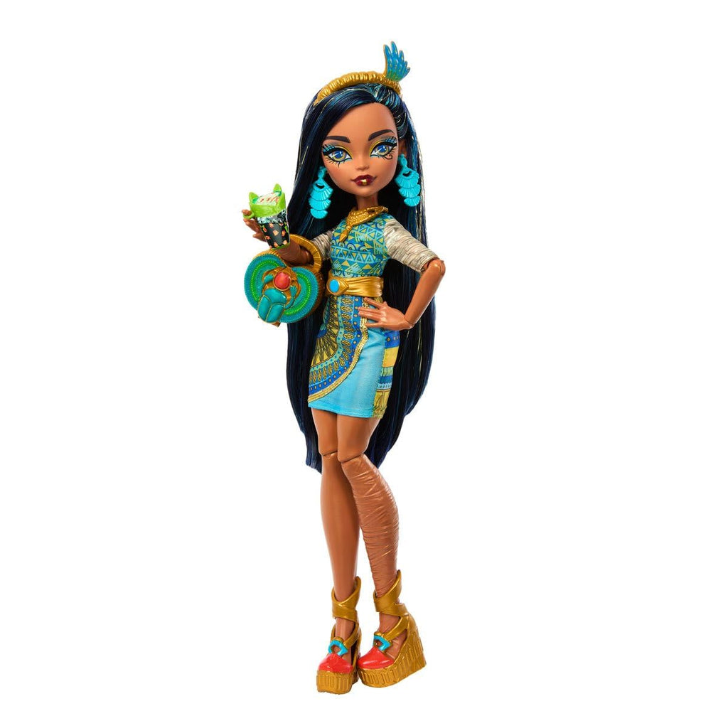 Doll D945838