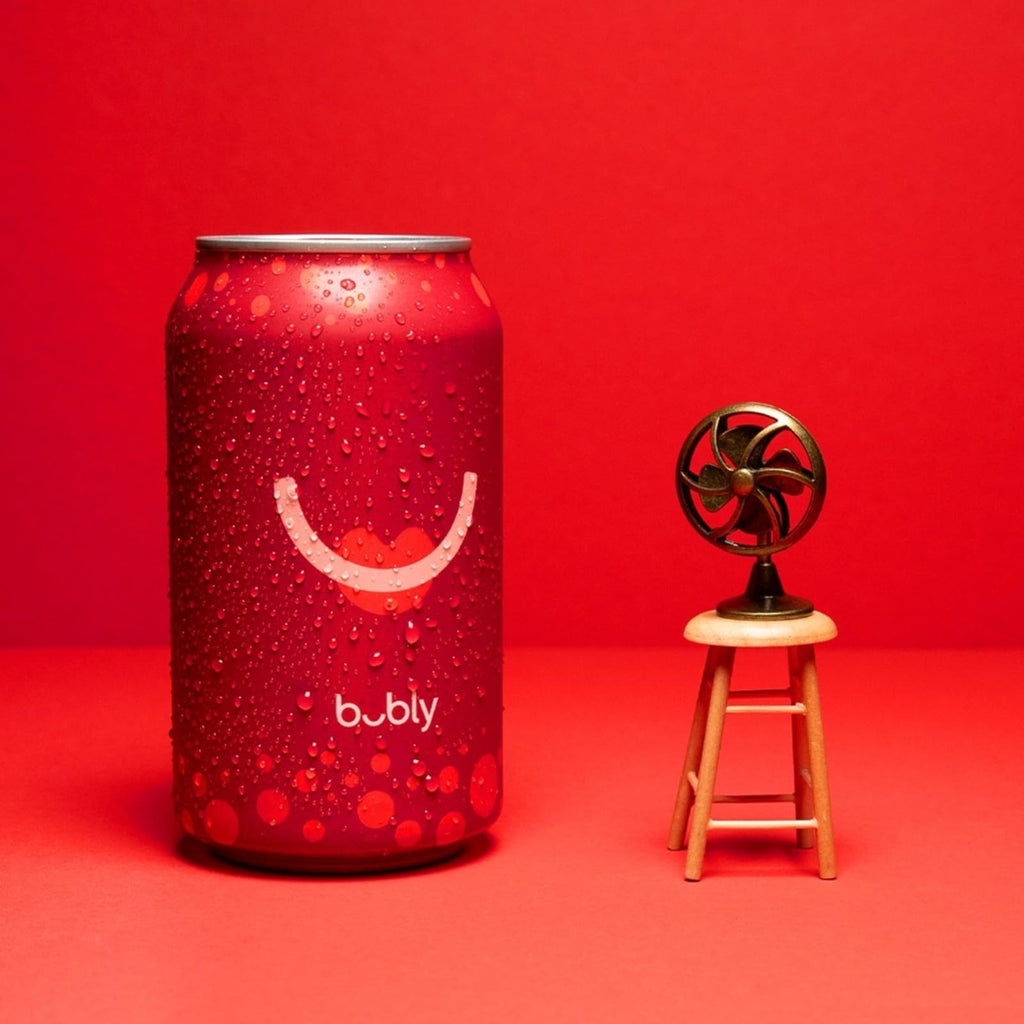 Strawberry Flavored Sparkling Water 12 fl oz Aluminum Can 20-Pack X644