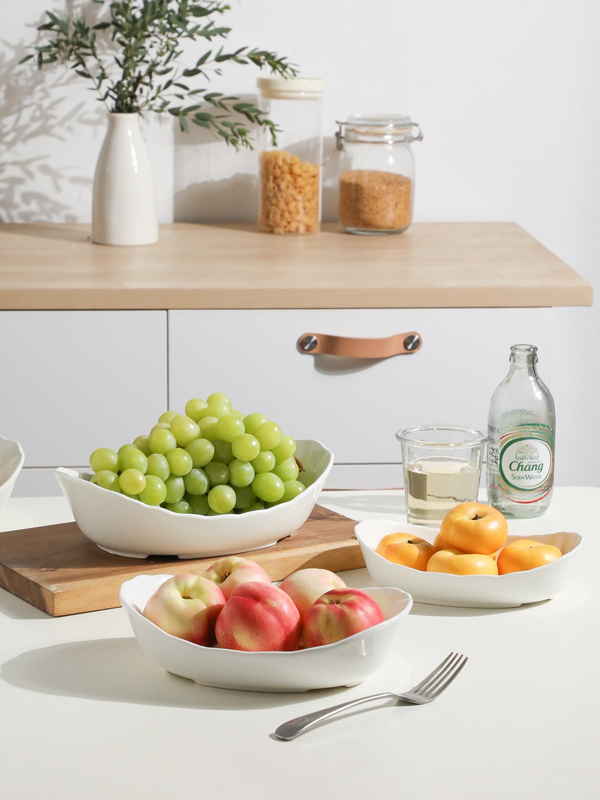 3 Tier White Ceramic Fruit Bowl D8817