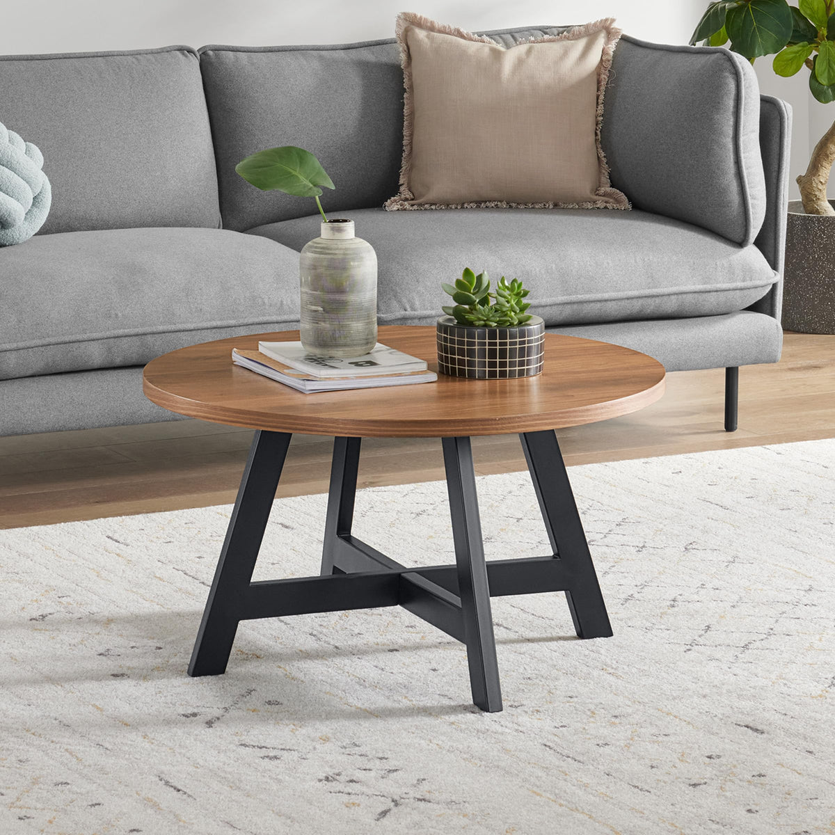 Round Wood Top Metal Base Coffee Table G7097